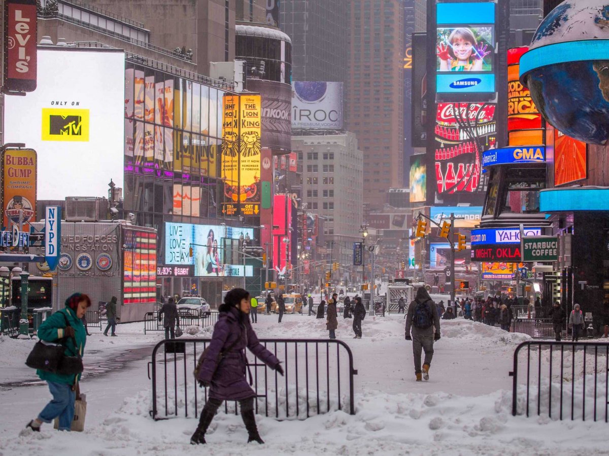 el tiempo en nueva york por horas en grados centigrados